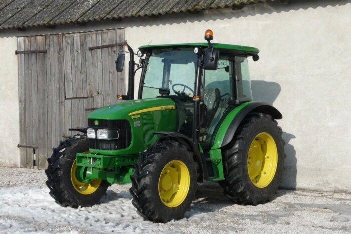 John Deere 5070M – Image 2